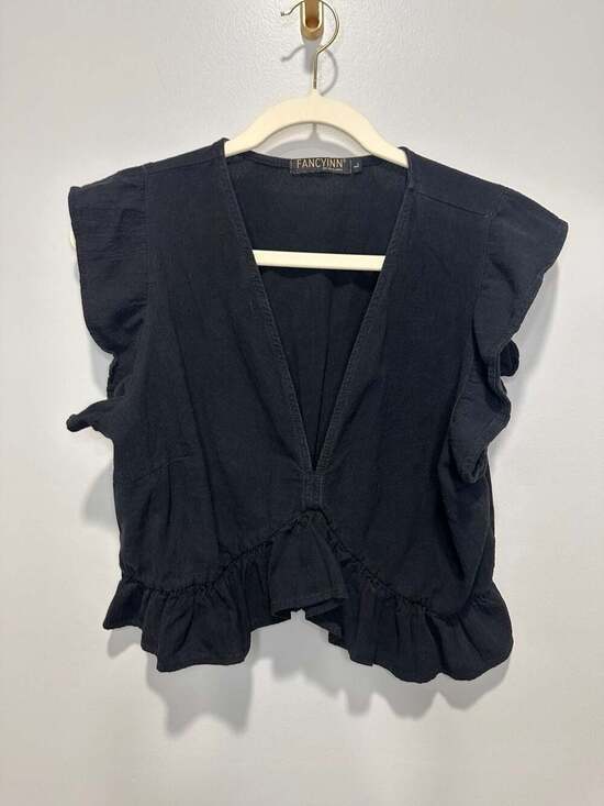 FANCYINN Tops - FANCYINN Black Sleeveless Ruffle Crop Top Blouse, SzL